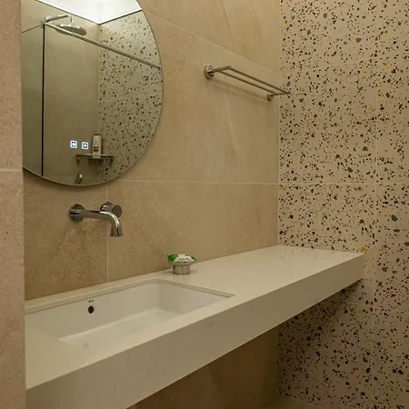 M Star Rooms, Private Parking, Center Appartement *