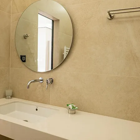 Apartamento M Star Rooms, Private Parking, Center Sófia
