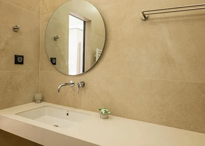 Apartment M Star Rooms, Private Parking, Center Sofia