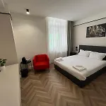 M Star Rooms, Private Parking, Center * Sofía